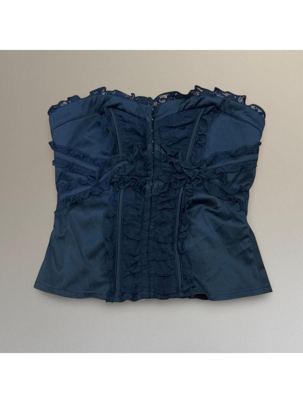 Y2K black ruffle corset.